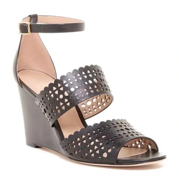 Tory Burch Perforated Gladiator Wedge Sandal Black Leather Laser Cut Open Toe 11 - Picture 1 of 7